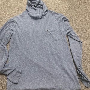 Vineyard vines hooded shirt